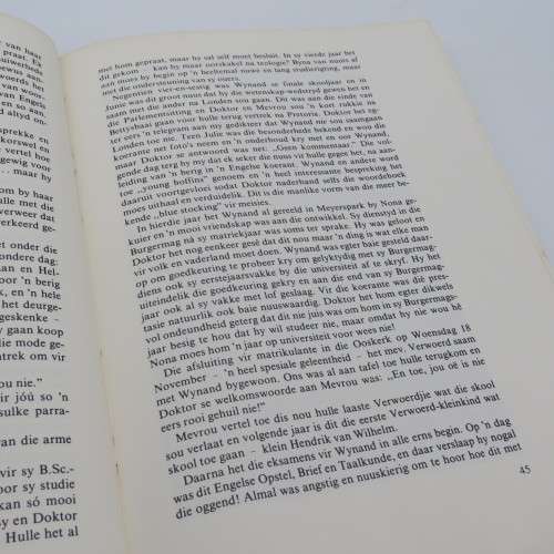 Sekretaresse vir die Verwoerders by Annatjie Boshoff - 1974 edition