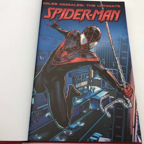 Marvel #100 - Miles Morales, Ultimate Spider-Man graphic novel