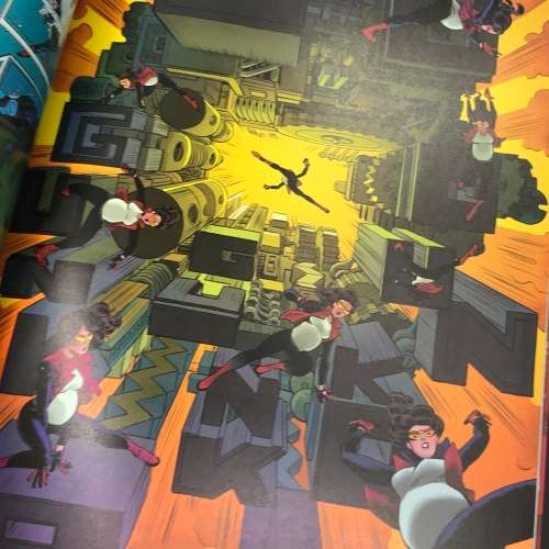 Marvel #122 - Spider-Woman Shifting graphic novel