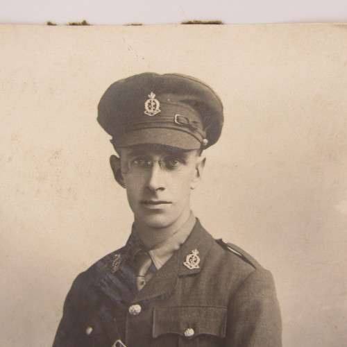 Original 1917 World War 1 photo of Medical Officer in attire