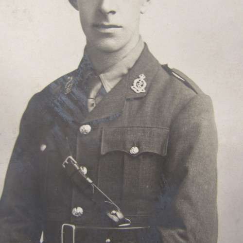 Original 1917 World War 1 photo of Medical Officer in attire