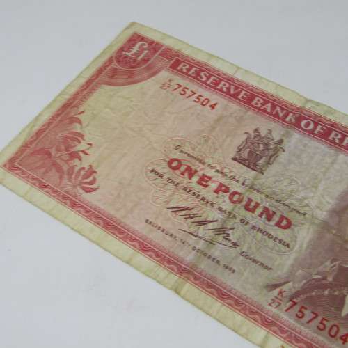 1968 Rhodesia One Pound bank note - 14 October 1968 - K27 757504