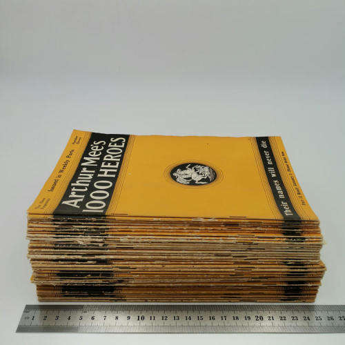 Lot of 34 Arthur Mee`s 1000 Heroes booklets - some covers loose