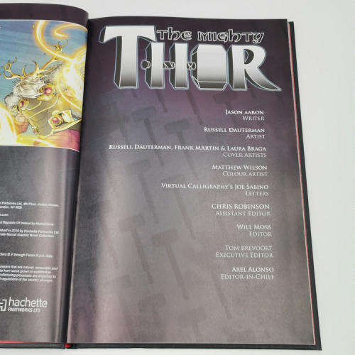 Marvel The Mighty Thor - Thunder in her veins graphic novel #120