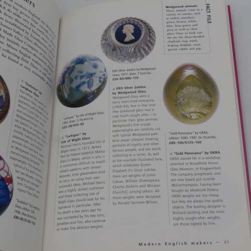 Miller`s Paperweights of the 19th and 20th Centuries collectors guide by Anne Metcalfe