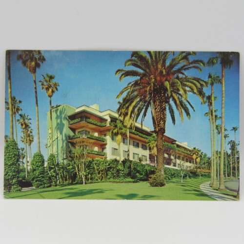 Lot of 15 USA vintage postcards - all used with stamps