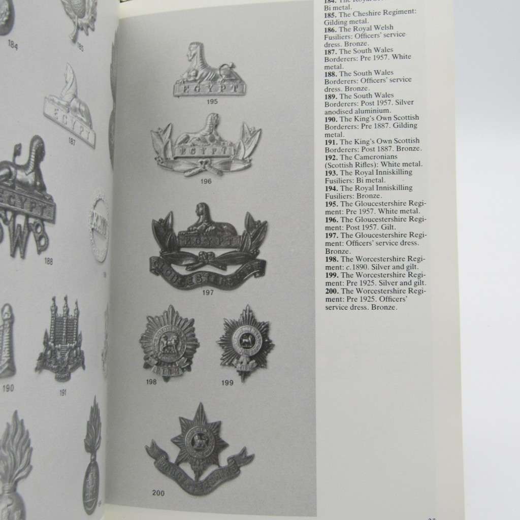 British Army Collar badges - 1881 to the present by Churchill and Westlake