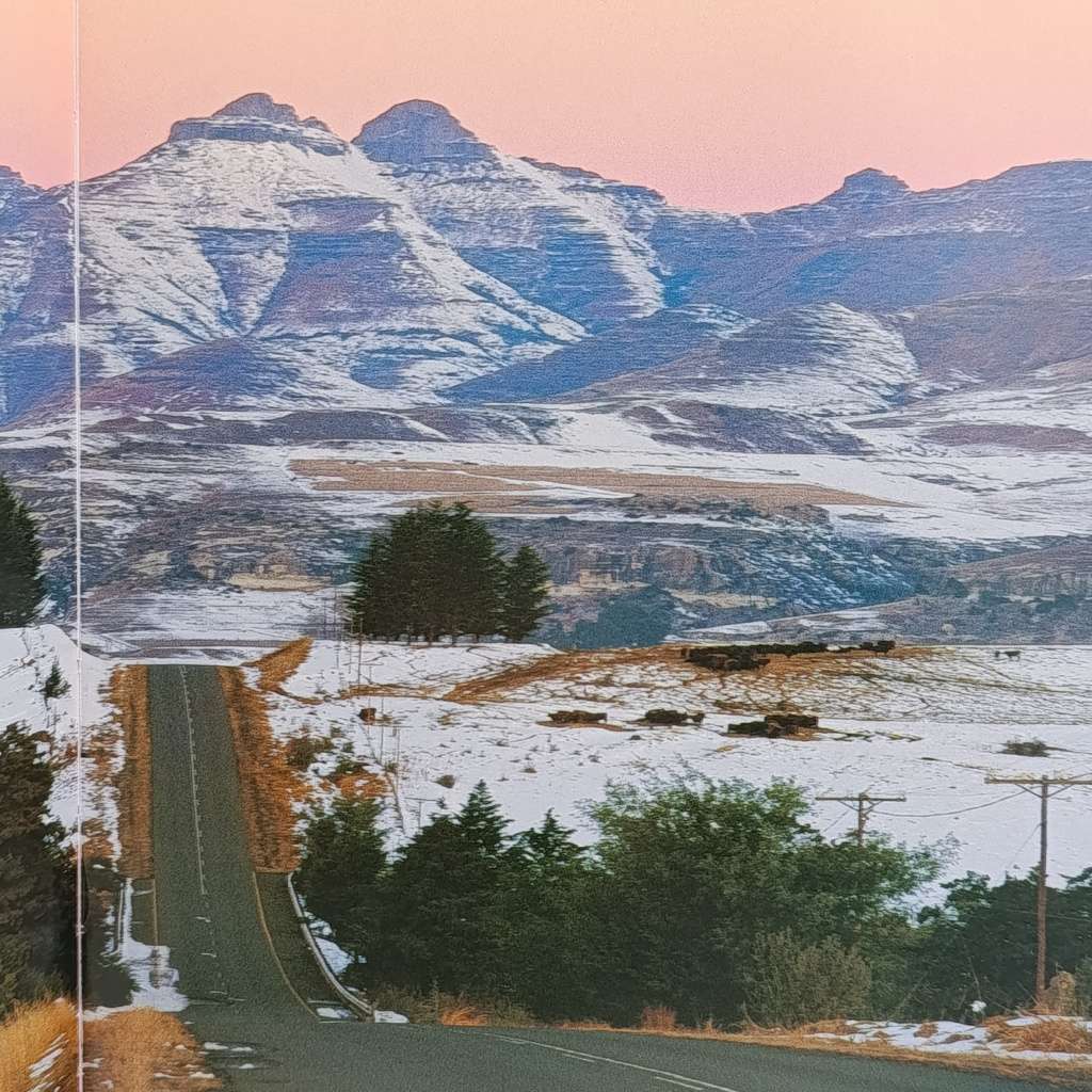 Overland through Southern Africa - 14 Tour with maps by Willie and Sandra Olivier