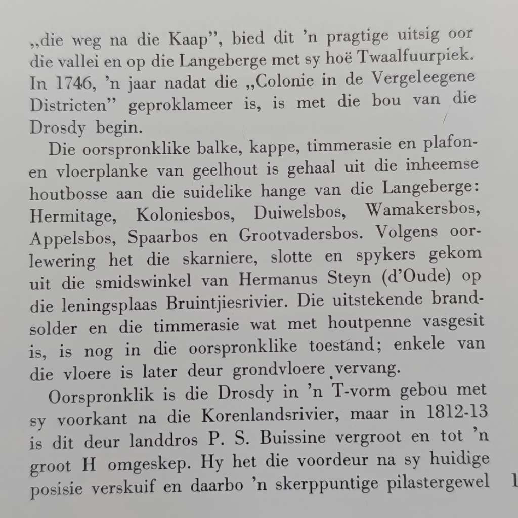 Die Historiese monumente van Suid-Afrika deur J.J Oberholster - geskenk deur Anton Rupert