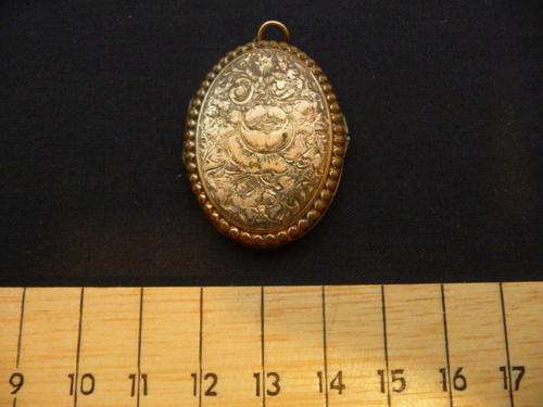 Antique - Photo pendant