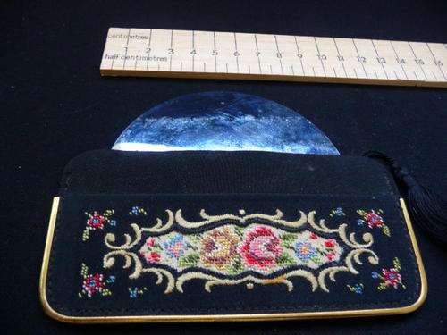 Comb Holder with Mirror