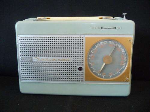 Vintage National Radio 1950's Matsushita Electric Industrial Company - Excellent condition