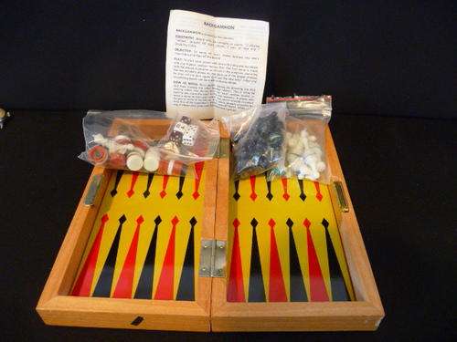 Wooden Backgammon & Chess Set - Box Scratched as per photo