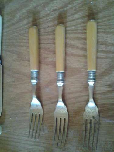 3 Bone handle forks