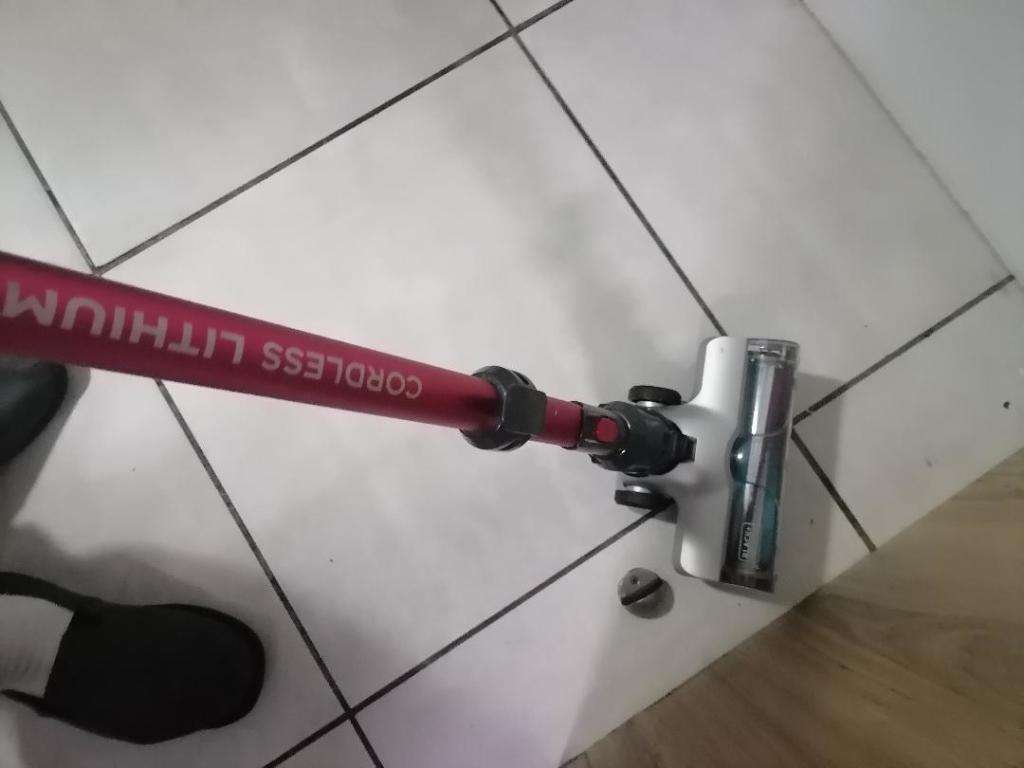 *LIQUIDATION ITEM**R30 FREIGHT*BLACK+DECKER 21.6V 3-IN-1 CORDLESS STICK VACUUM*NO CHARGER*POWERS ON