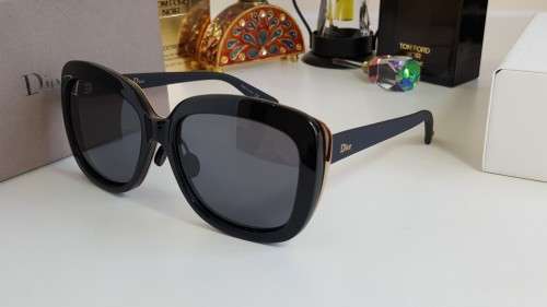 BRAND NEW DIOR DESIGNER SUNGLASSES FOR SALE