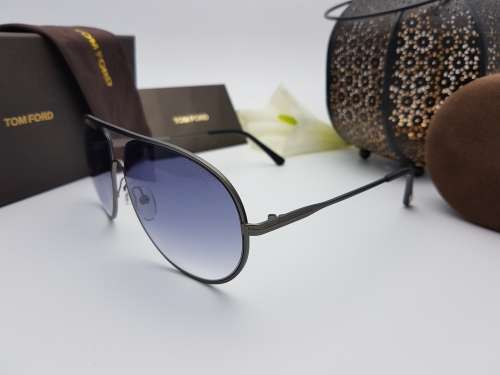 BRAND NEW TOM FORD  DESIGNER SUNGLASSES FOR SALE
