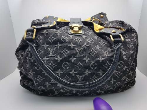 BRAND NEW DESIGNER LADIES HANDBAG  FOR SALE