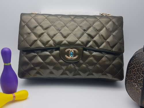 BRAND NEW 100% LEATHER DESIGNER LADIES  HANDBAG FOR SALE