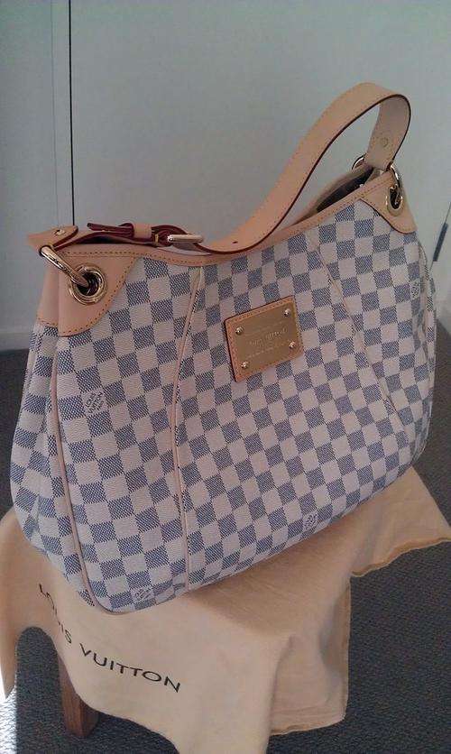 Louis Vuitton Handbag for user: Stacey only! at R1599  (Free postage or courier at your cost)