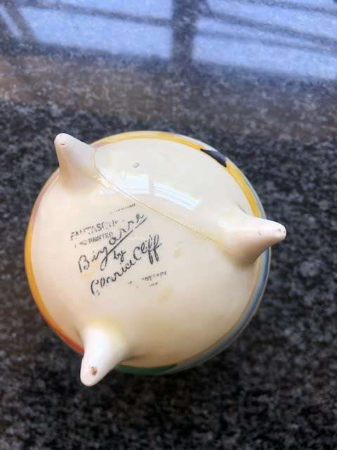 Clarice Cliff Bizarre small bowl