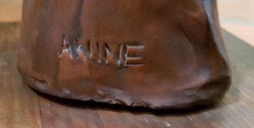 STUNNING STYLISED LADY STATUE - 60CM HIGH