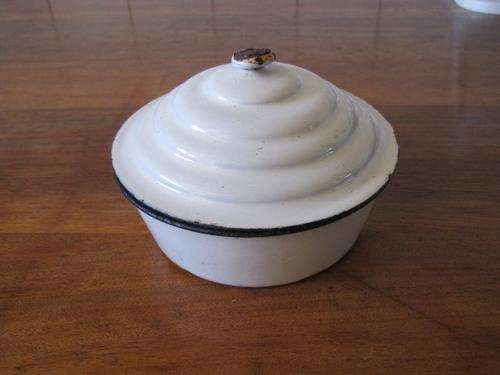 LOTS OF CHARACTER!! OLD ENAMEL BOWL AND LID - vintage country ware
