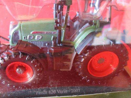 Fendt 820 - Vario - 2007 -Tractors and The World of Farming Collection 1:43 Scale
