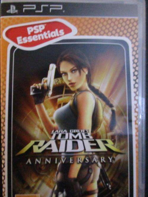 PSP - Lara Crofts Tomb Raider Anniversary