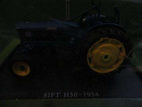 Sift H30 - 1954  - Tractors and The World of Farming Collection 1:43 Scale