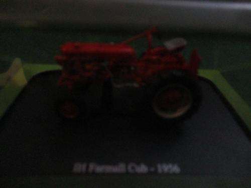 IH Farmall Cub - 1956  - Tractors and The World of Farming Collection 1:43 Scale