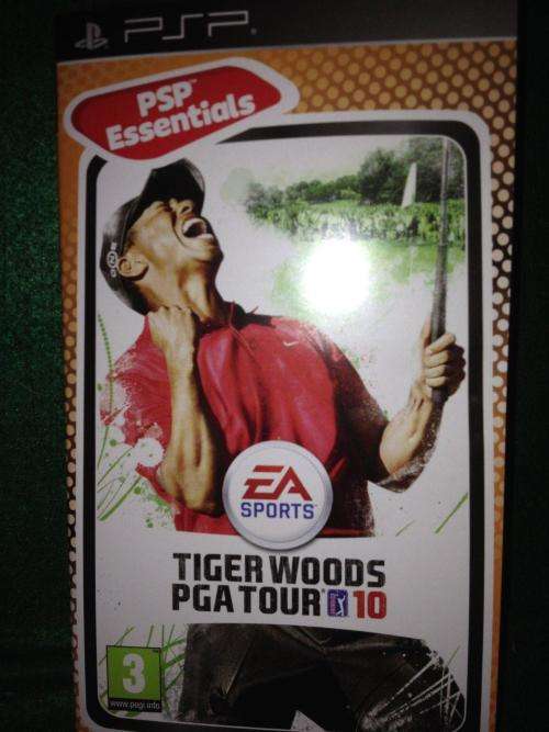 PSP - Tiger Woods PGA tour 10 - PSP Essentials
