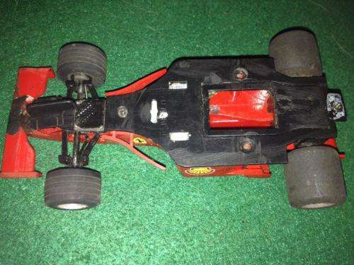 F1 Ferrari (Made in Italy) Body + Chassis - Spares or Repair or Scenery - 1:32 Scale