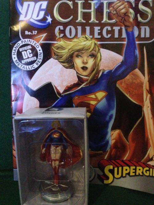 DC Chess Collection - Supergirl c/w Magazine no 37 Eaglemoss Collections