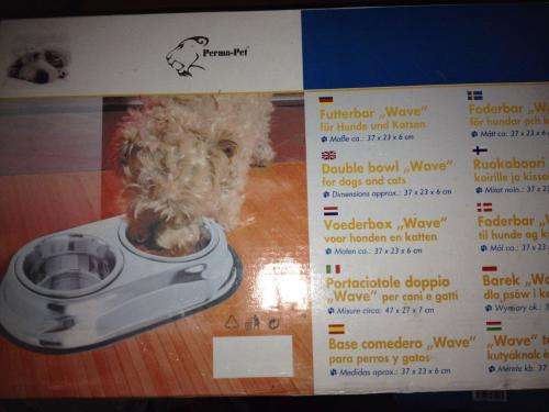 Perma-Pet Double Bowl Wave for dogs and cats - Baby pink 37x23x6 Rubber base