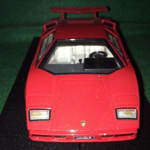 Autoart - Lamborghini Countach 500S Red Boxed  1:32 Scale