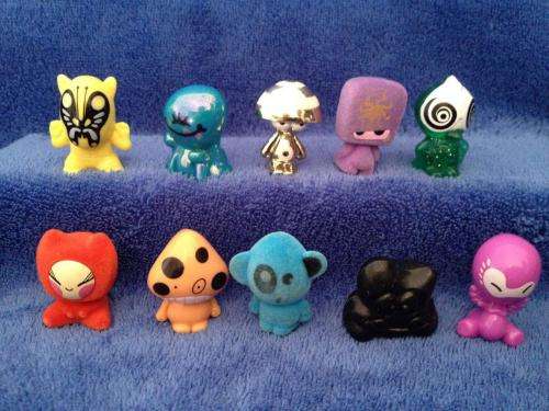 Crazy Bones Gogo's Job lot 13 (10 off)