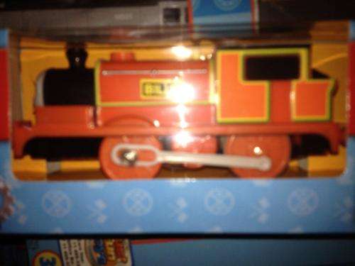 Thomas & Friends - Billy + 2 Carriages  Motorized Railway Track Master System- TOMY