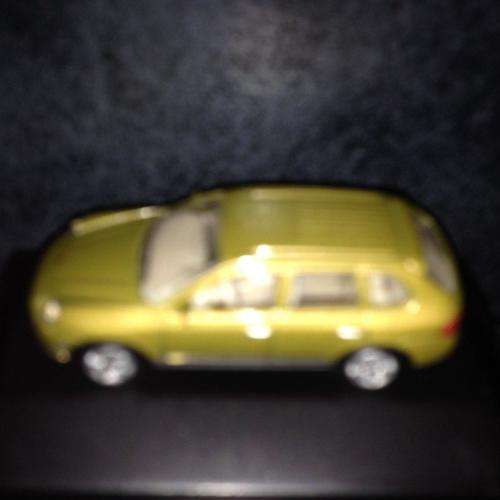 High Speed - Porsche Cayene Turbo - HO 1:87 Scale