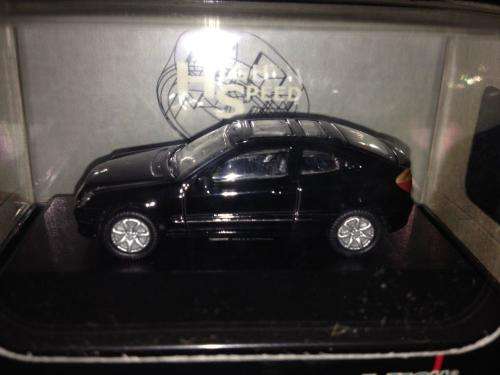 High Speed - Mercedes Benz C-Class Sports Coupe - HO 1:87 Scale