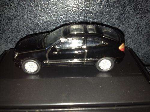 High Speed - Mercedes Benz C-Class Sports Coupe - HO 1:87 Scale