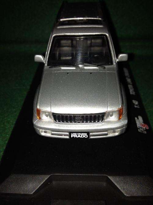 High Speed - Toyota Land Cruiser 1:43 Scale