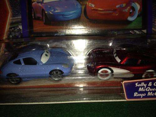 Cars - Sally & Cruisin Lightning McQueen - Disney Pixar Cars (Die Cast)