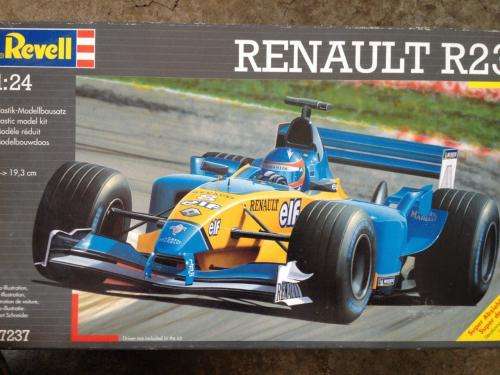 Revell - F1 Renault R23 - Scale 1:24 Scale - Plastic Model Kit