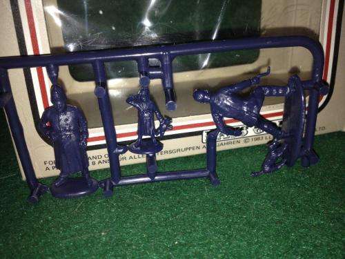 LLedo Days Gone  Model "T" Esso Oil Tanker with figures