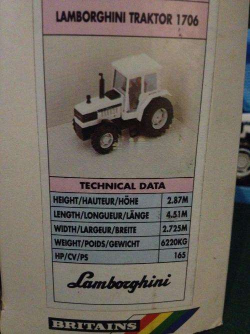 Britains - Lamborghini 1706 Tractor  - 1:32 Scale Made in England