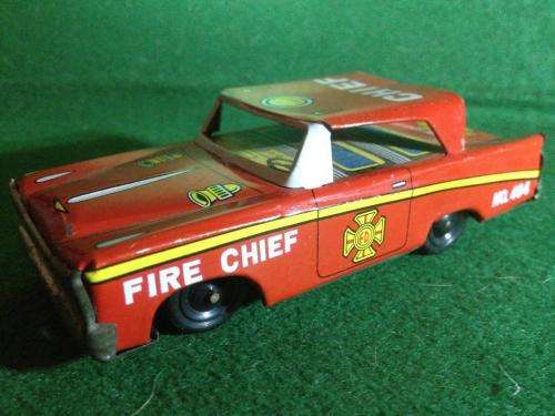 Vintae Tin Plate Fire Chief Friction Car +-12cm long