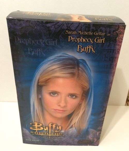 Sideshow Collectibles - S.M.G as Buffy - Buffy The Vampire Slayer  12 inch 1/6 scale action figure