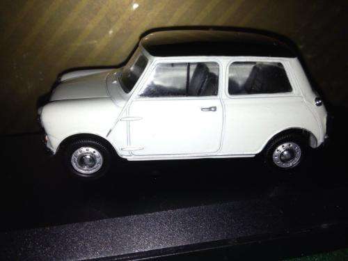 Vitesse - Austin Cooper S MK2 LEdition  - 1:43 Scale (NOS)