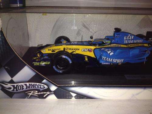 Hotwheels - Renault F1 Team R26 Giancarlo Fisichella 1:18 Scale